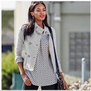 Cabi Women’s Cleo Top 3272 Cream Blue Sz L